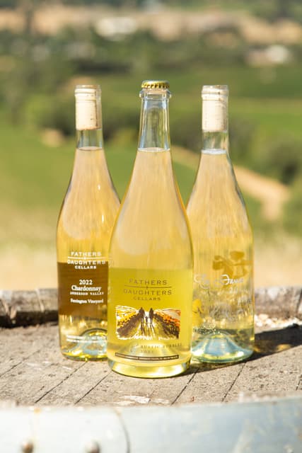 Fathers & Daughters Ferrington Vineyard Gewürztraminer bottle detail